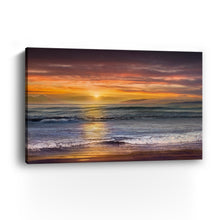 Sundown Descanso Beach