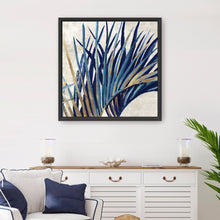 Easing Palm I