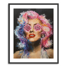 Marilyn With Roses