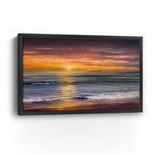 Sundown Descanso Beach