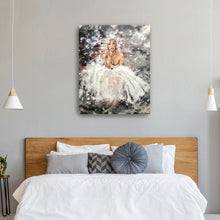 Marilyn in White Dress